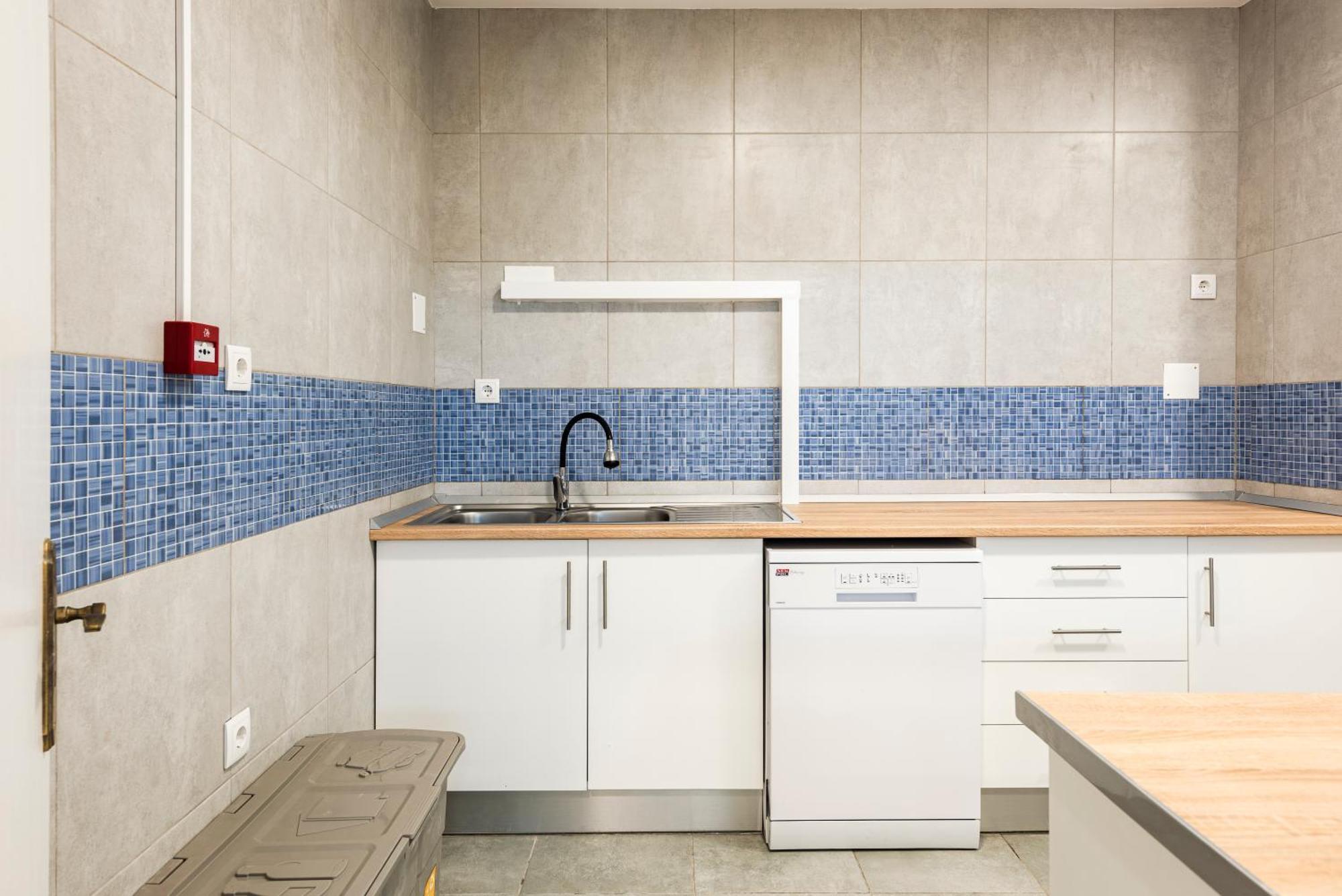Madalena Hostel E Suites ファロ エクステリア 写真